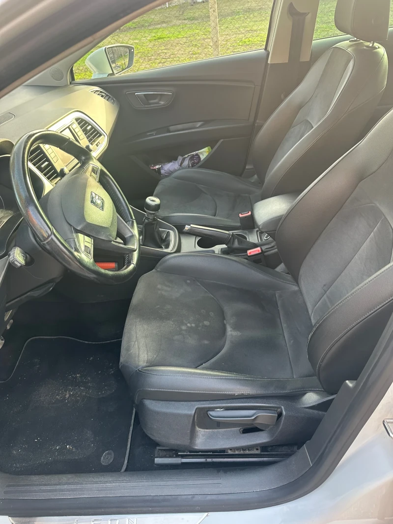 Seat Leon, снимка 5 - Автомобили и джипове - 52495892