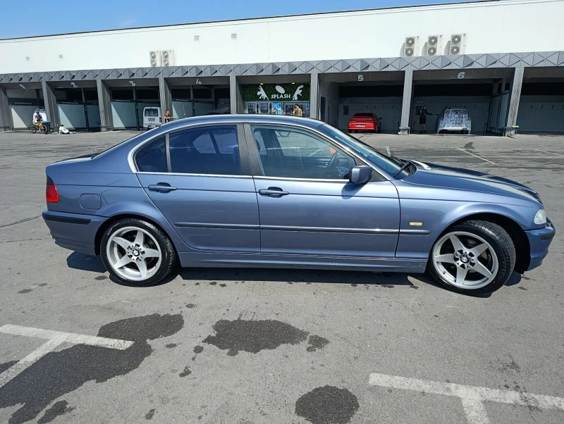 BMW 323, снимка 10 - Автомобили и джипове - 53438117