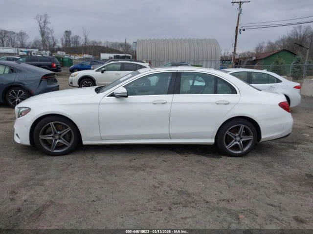 Mercedes-Benz E 300 AMG* PACK* 4MATIC* BURMESTER* 360КАМЕРА* , снимка 6 - Автомобили и джипове - 53975674