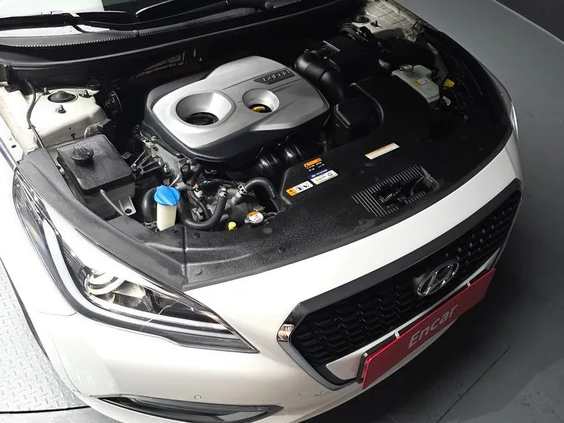 Hyundai Sonata 2.0 HEV PREMIUM, снимка 6 - Автомобили и джипове - 55558191