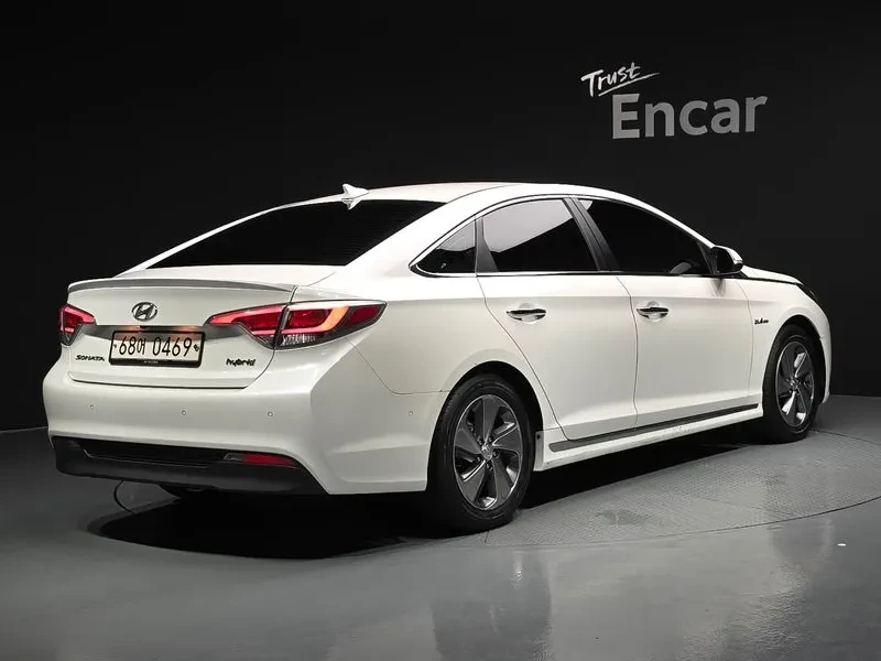 Hyundai Sonata 2.0 HEV PREMIUM, снимка 2 - Автомобили и джипове - 55558191
