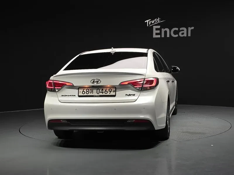 Hyundai Sonata 2.0 HEV PREMIUM, снимка 4 - Автомобили и джипове - 55558191