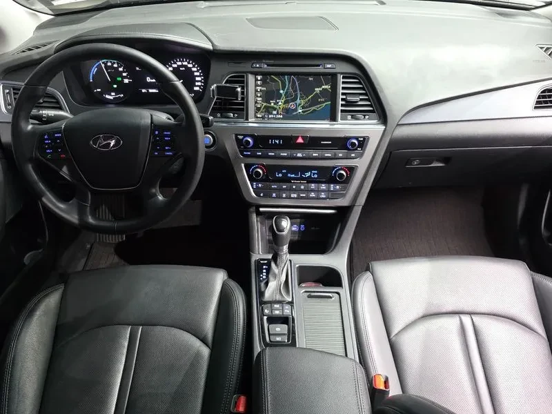Hyundai Sonata 2.0 HEV PREMIUM, снимка 7 - Автомобили и джипове - 55558191