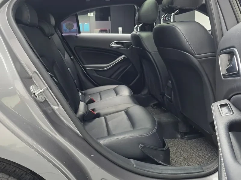 Mercedes-Benz A 200, снимка 12 - Автомобили и джипове - 56361082
