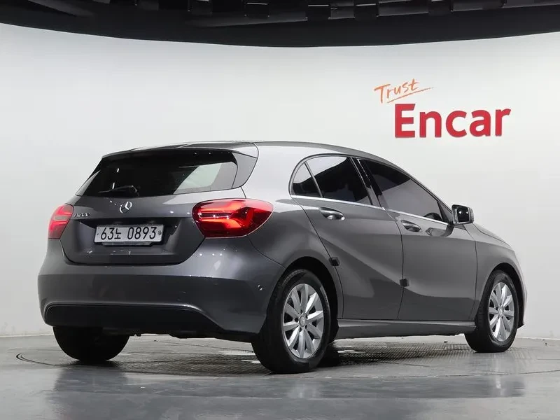 Mercedes-Benz A 200, снимка 2 - Автомобили и джипове - 56361082
