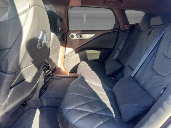 BMW XM = Shadow Line = Гаранция, снимка 12 - Автомобили и джипове - 56750618