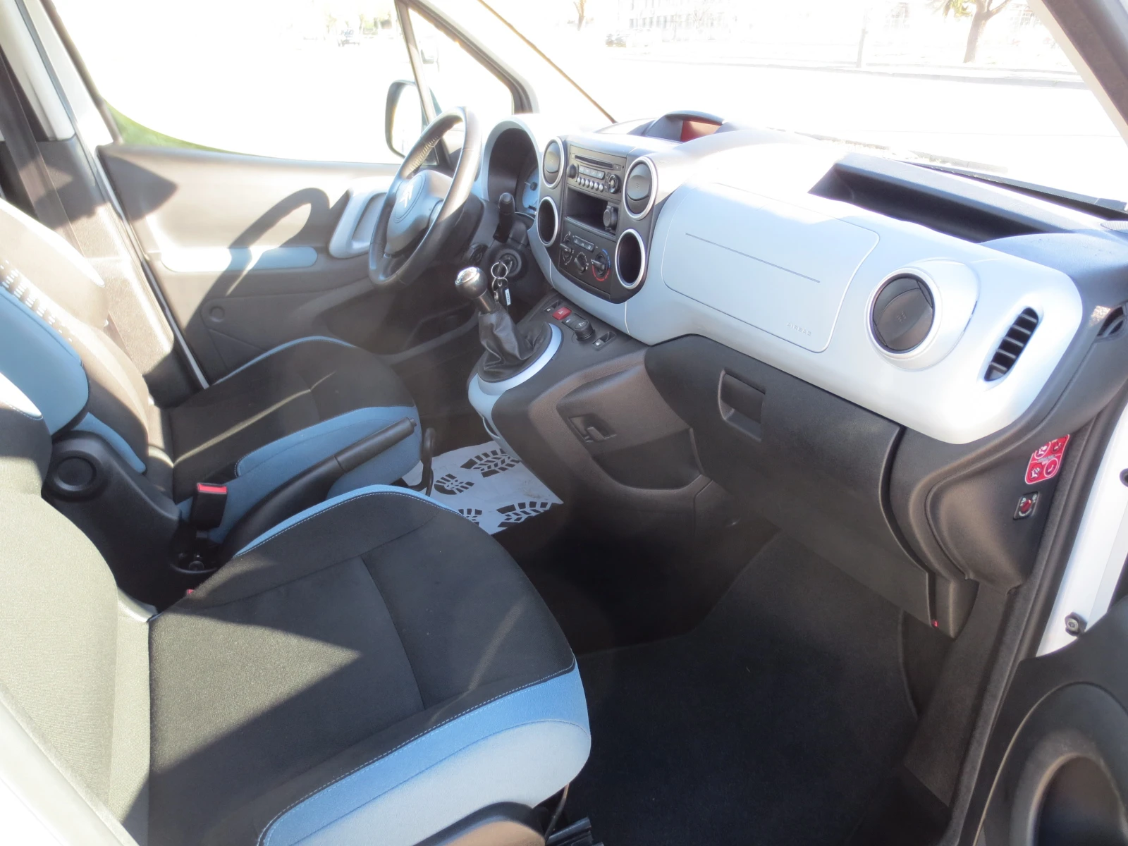 Citroen Berlingo 1.6 HDI  | Mobile.bg — изображение 13