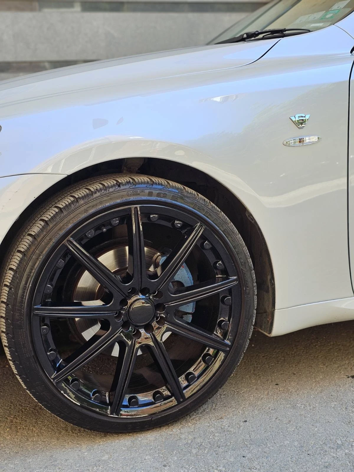 Lexus IS 250  - изображение 2