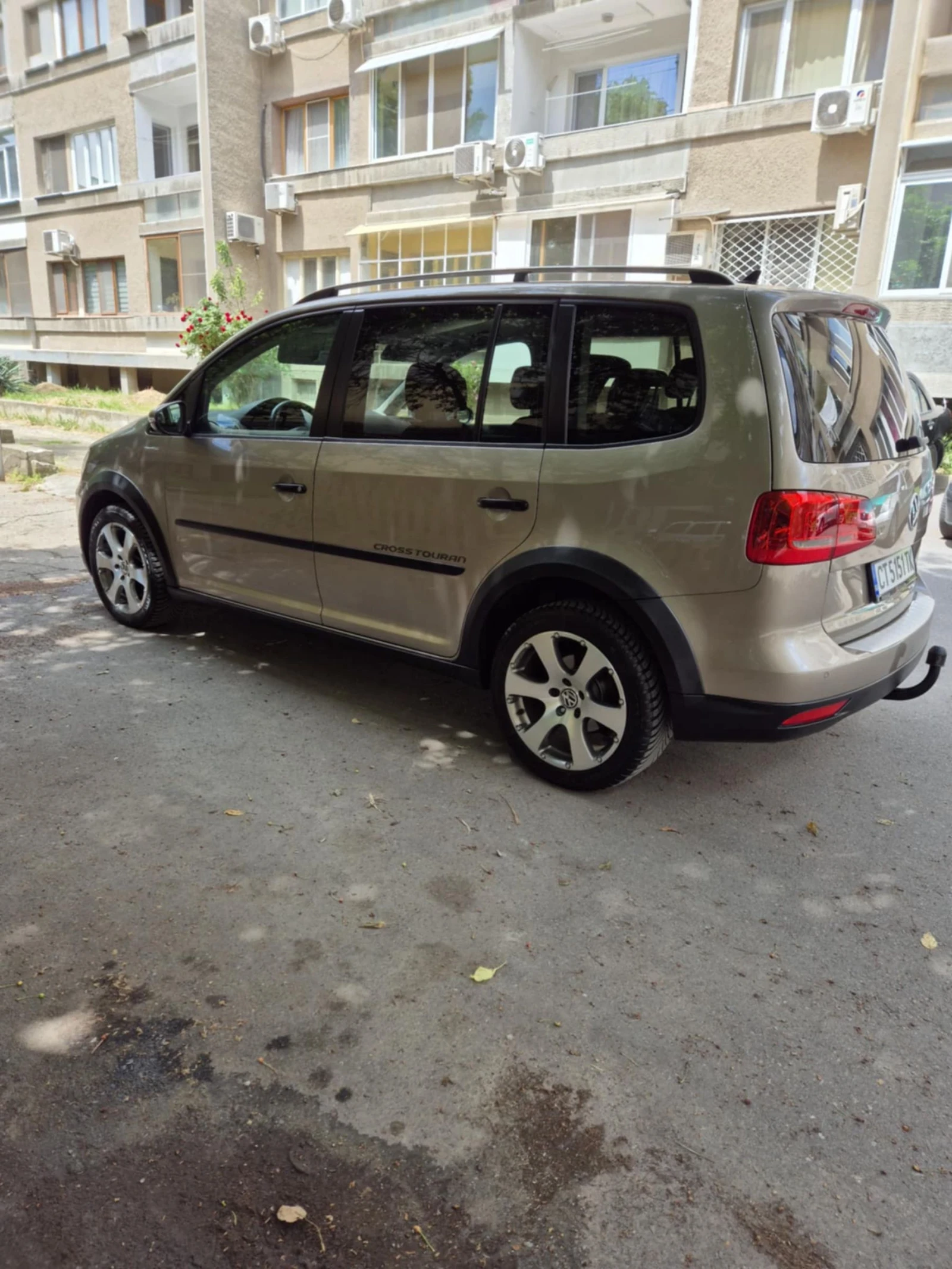 VW Touran 2.0 CROSS - изображение 4