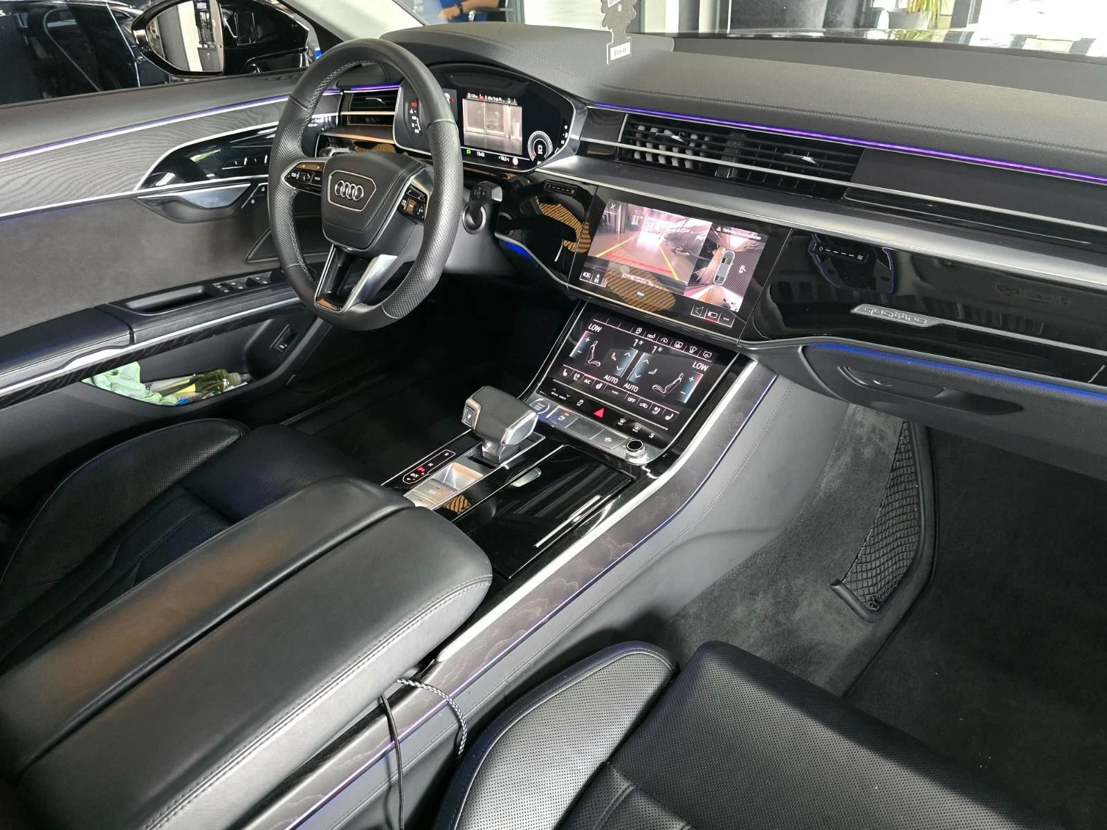 Audi A8 !!!ОЧАКВАН ВНОС!!! ПЪРВОНАЧАЛНА ВНОСКА:22 000ЛВ. - изображение 9
