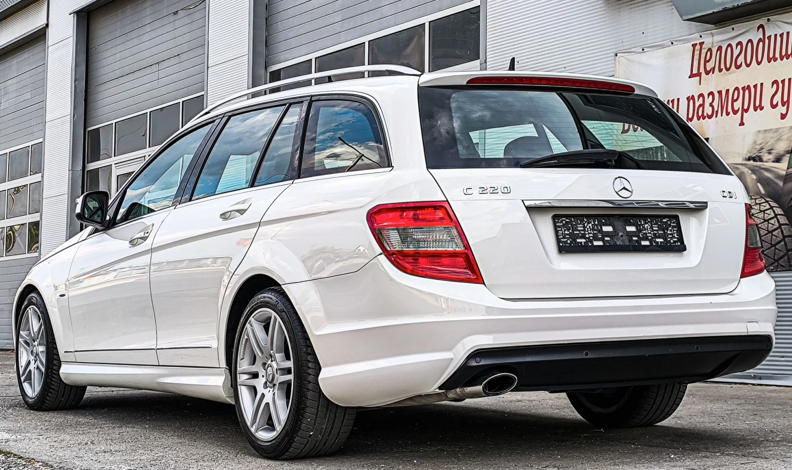 Mercedes-Benz C 220 CDI AMG LINE  - изображение 4