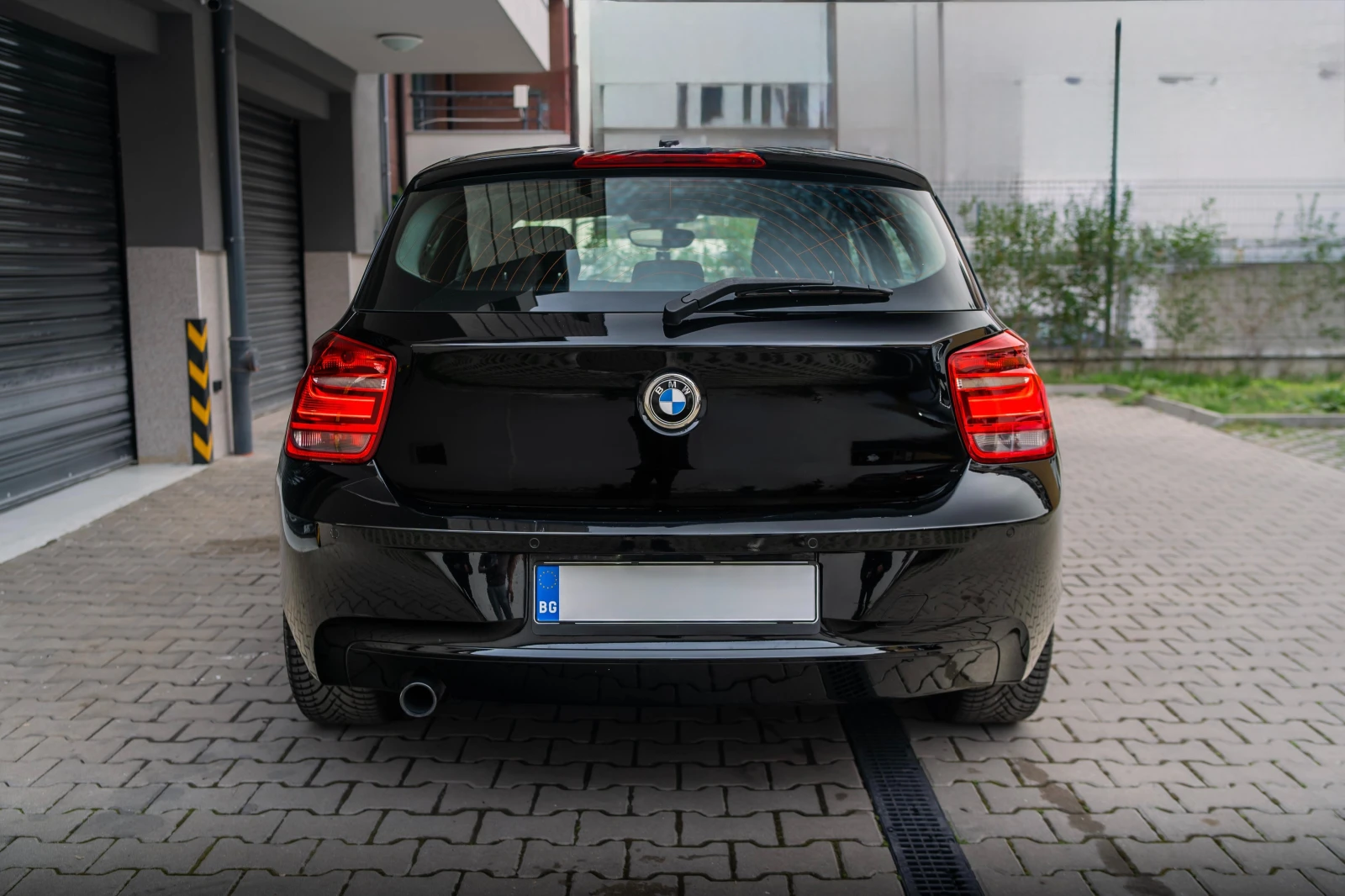 BMW 118  d Sport | Напълно Обслужена - изображение 4