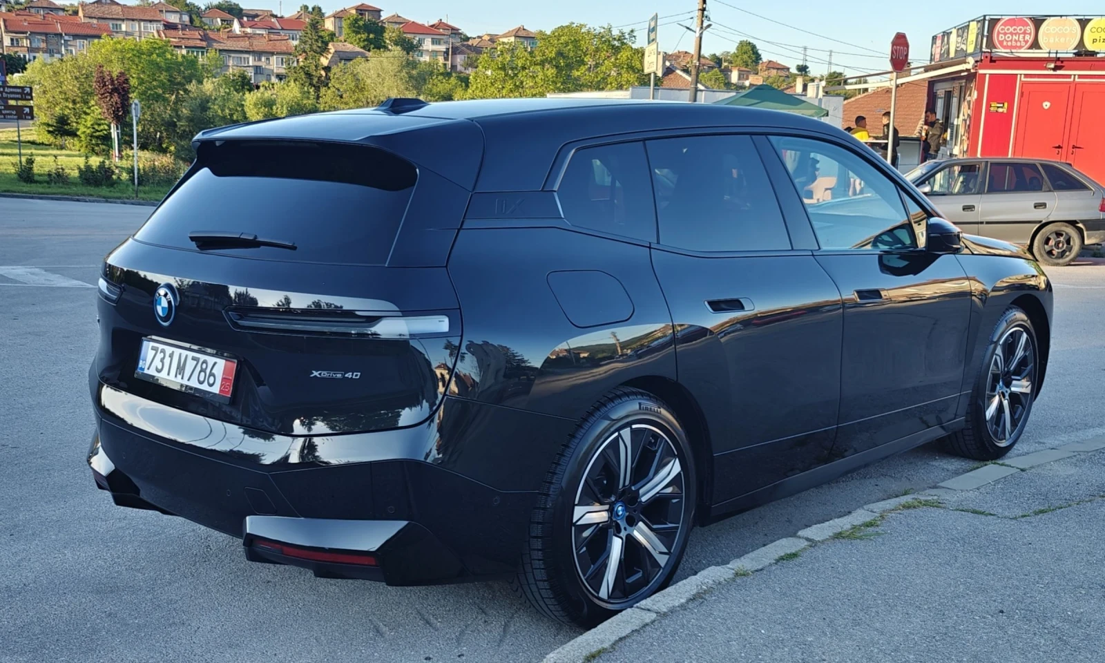 BMW iX xDrive40 Sport AWD 326 к.с. 76, 6/71 kwh - изображение 5