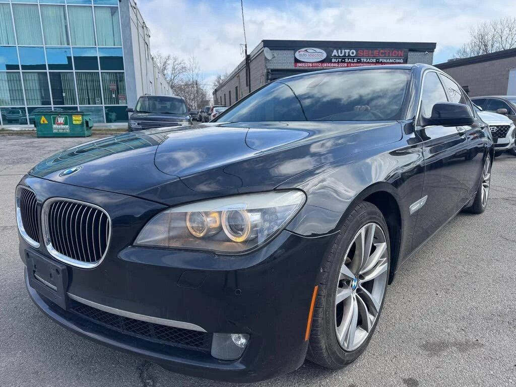 BMW 750 *  *    * CARFAX *  | Mobile.bg   1