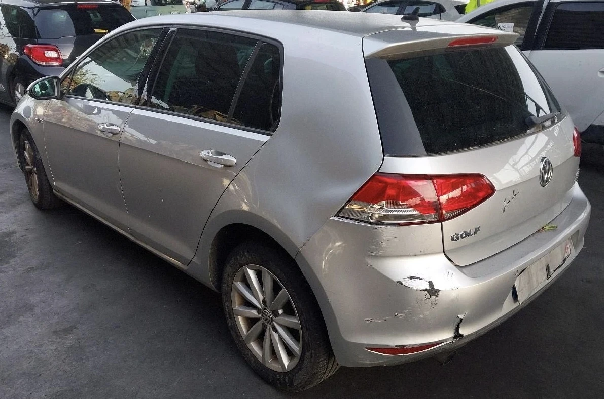 VW Golf 1.6TDI NAVI - изображение 7