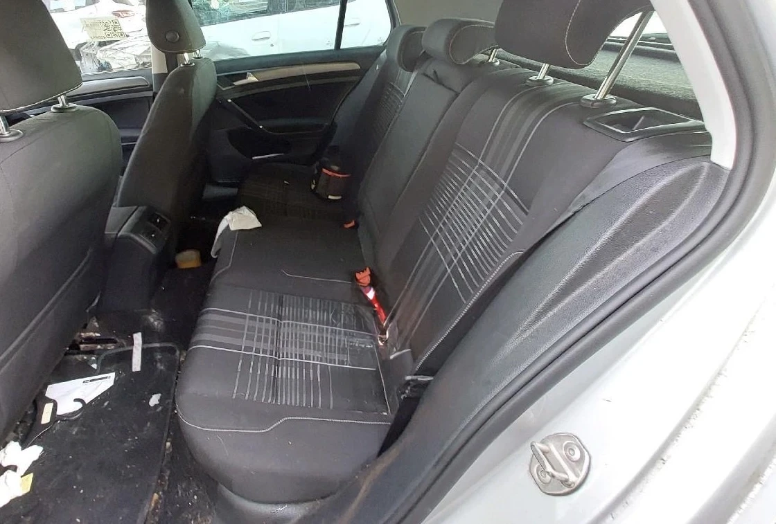 VW Golf 1.6TDI NAVI - изображение 10