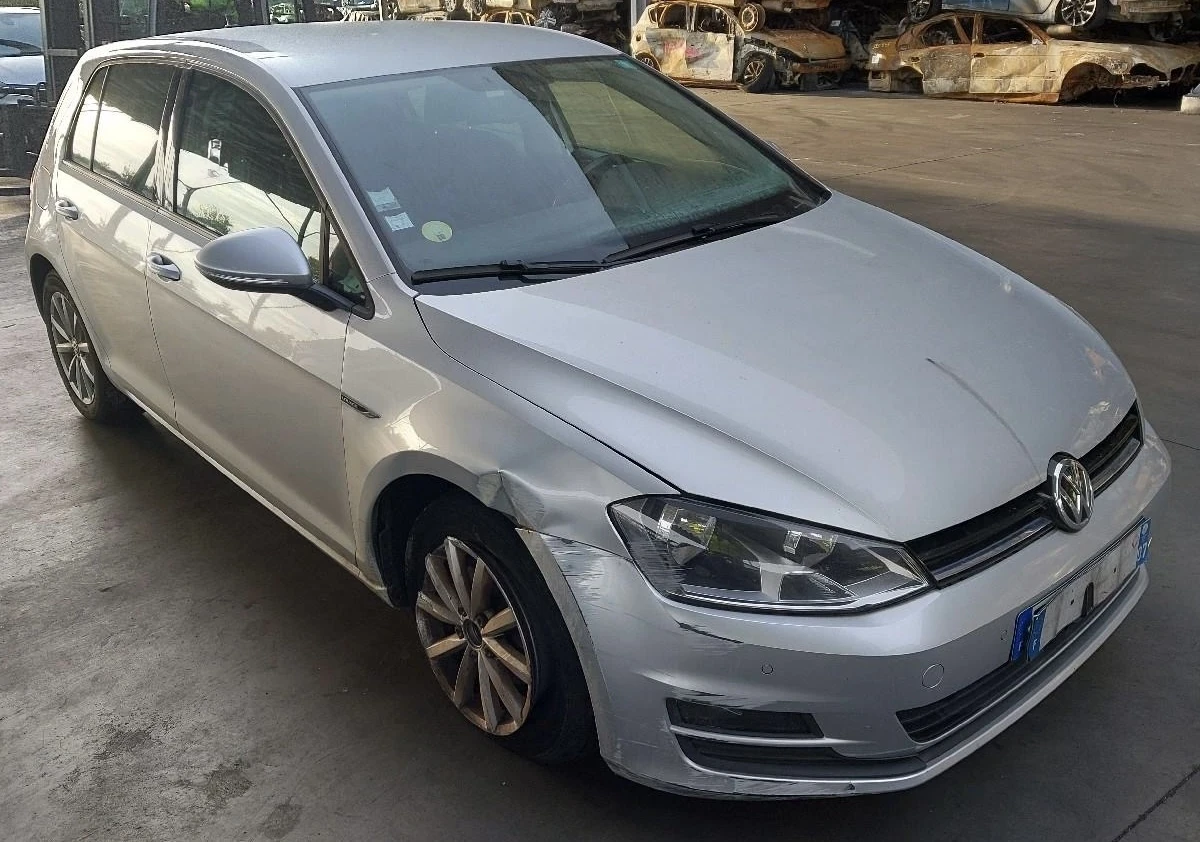 VW Golf 1.6TDI NAVI - изображение 3