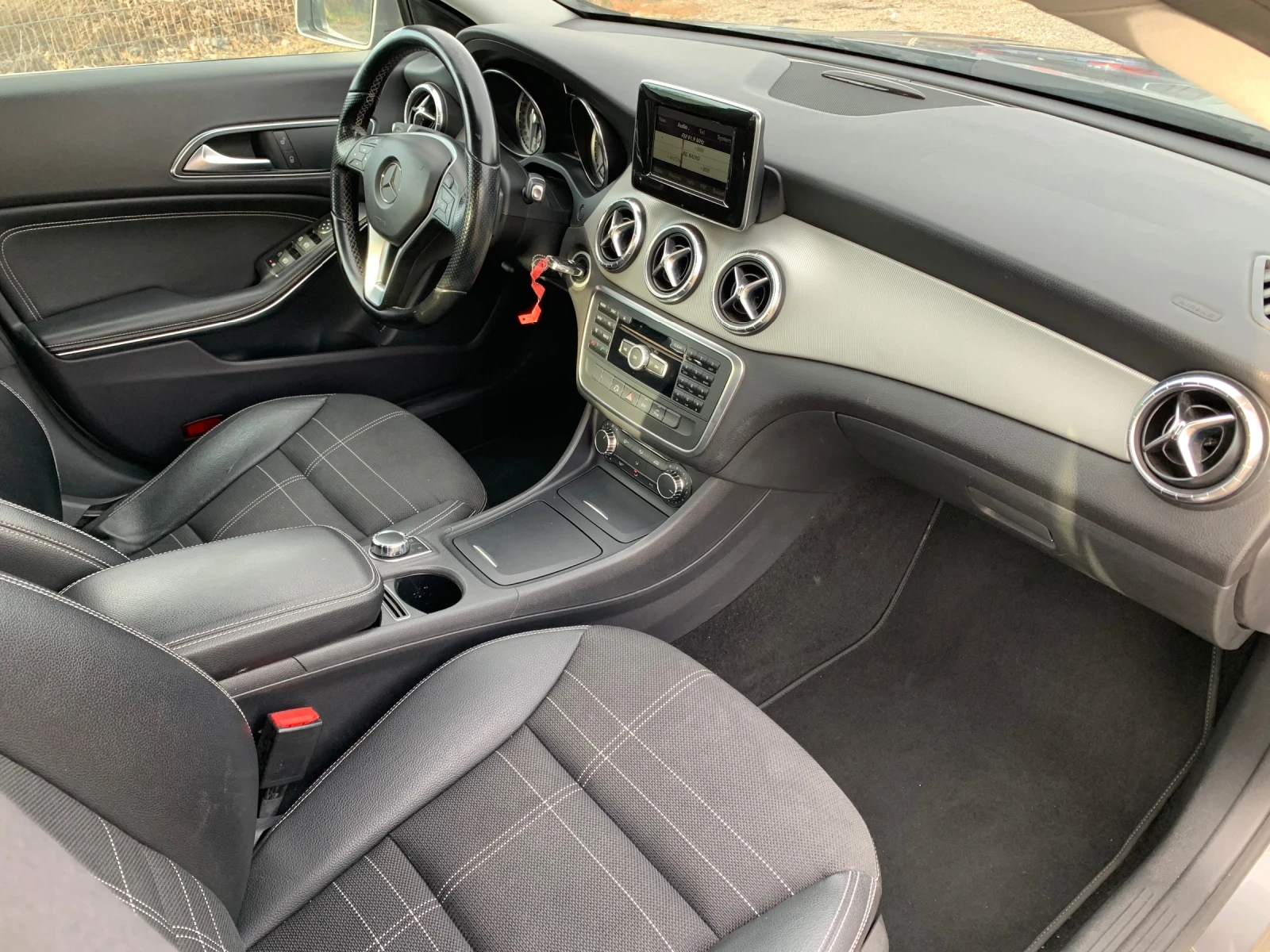 Mercedes-Benz CLA 220 2.2* СМЕНЕНИ ВЕРИГИ* КАМЕРА* ПАРК АСИСТ* НАВИ* SPO - изображение 8