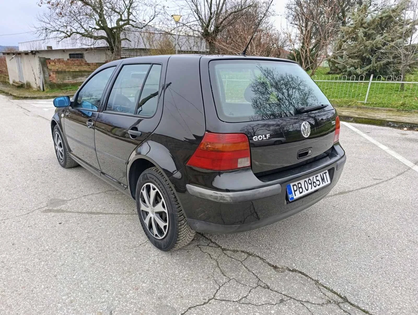 VW Golf 1.9 TDI/110 Клима* *  - изображение 6