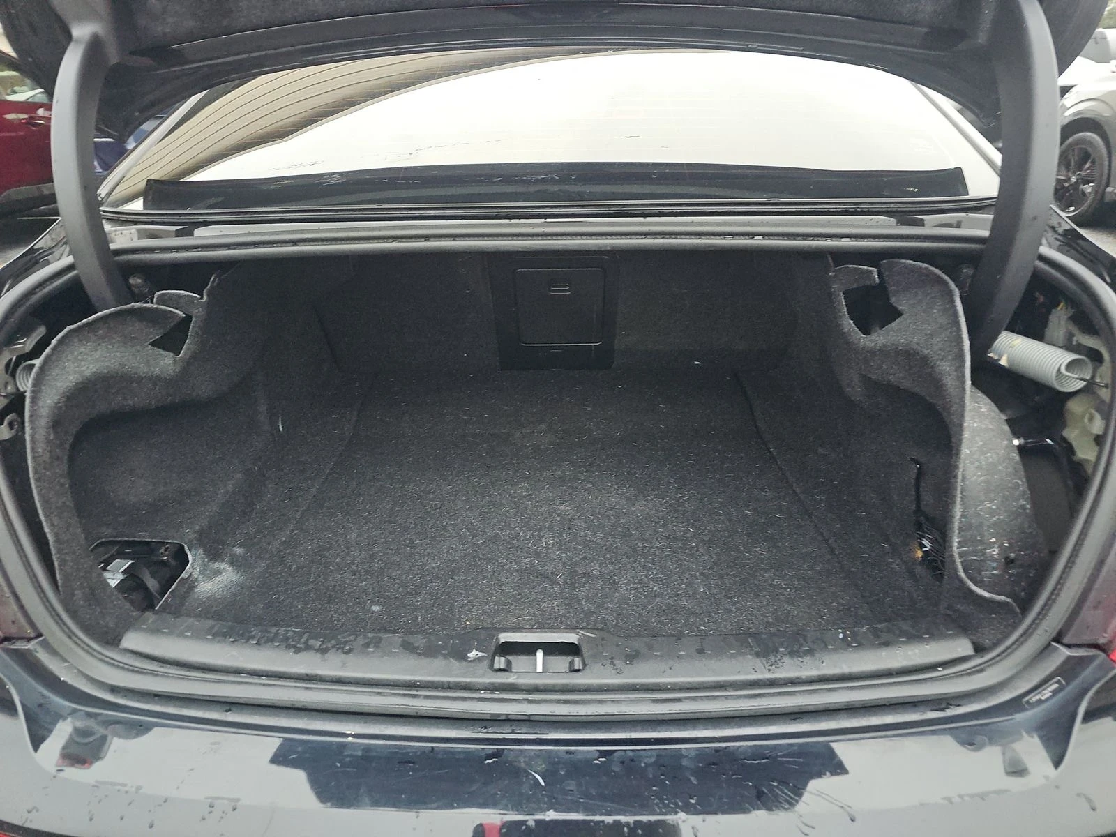 Volvo S60 Recharge Plug-In Hybrid T8 R-Design Expression, снимка 17 - Автомобили и джипове - 53851685