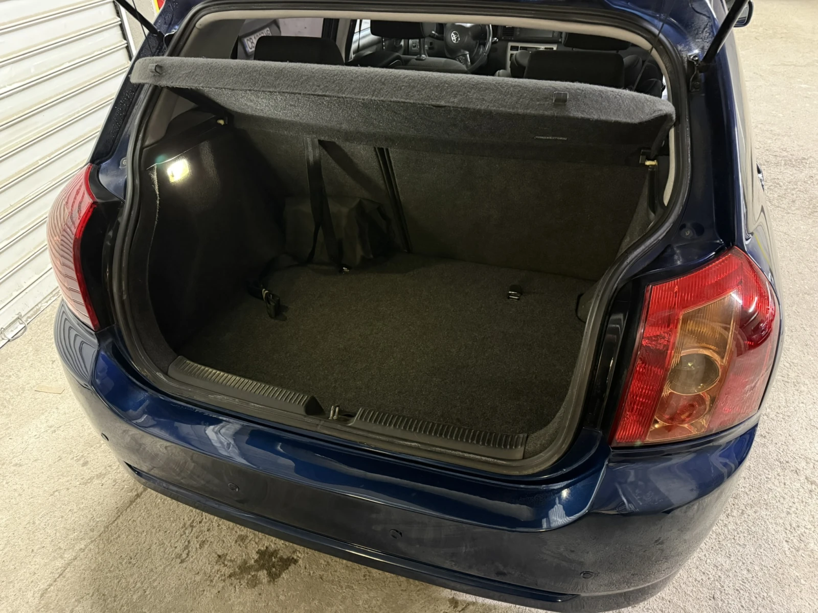 Toyota Corolla, снимка 4 - Автомобили и джипове - 54019642