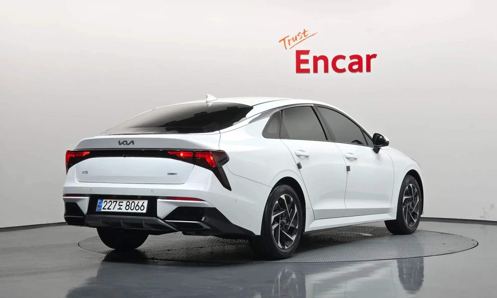 Kia K5 K5 Hybrid 3Rd Generation Noblesse, снимка 2 - Автомобили и джипове - 54064975