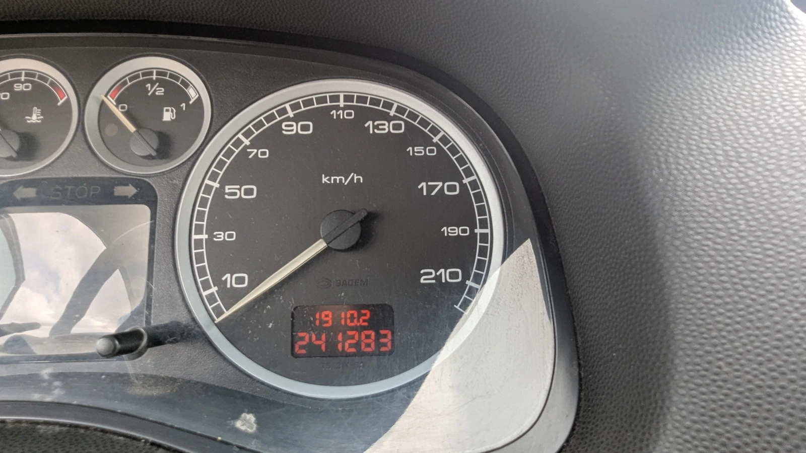 Peugeot 307, снимка 13 - Автомобили и джипове - 54390297