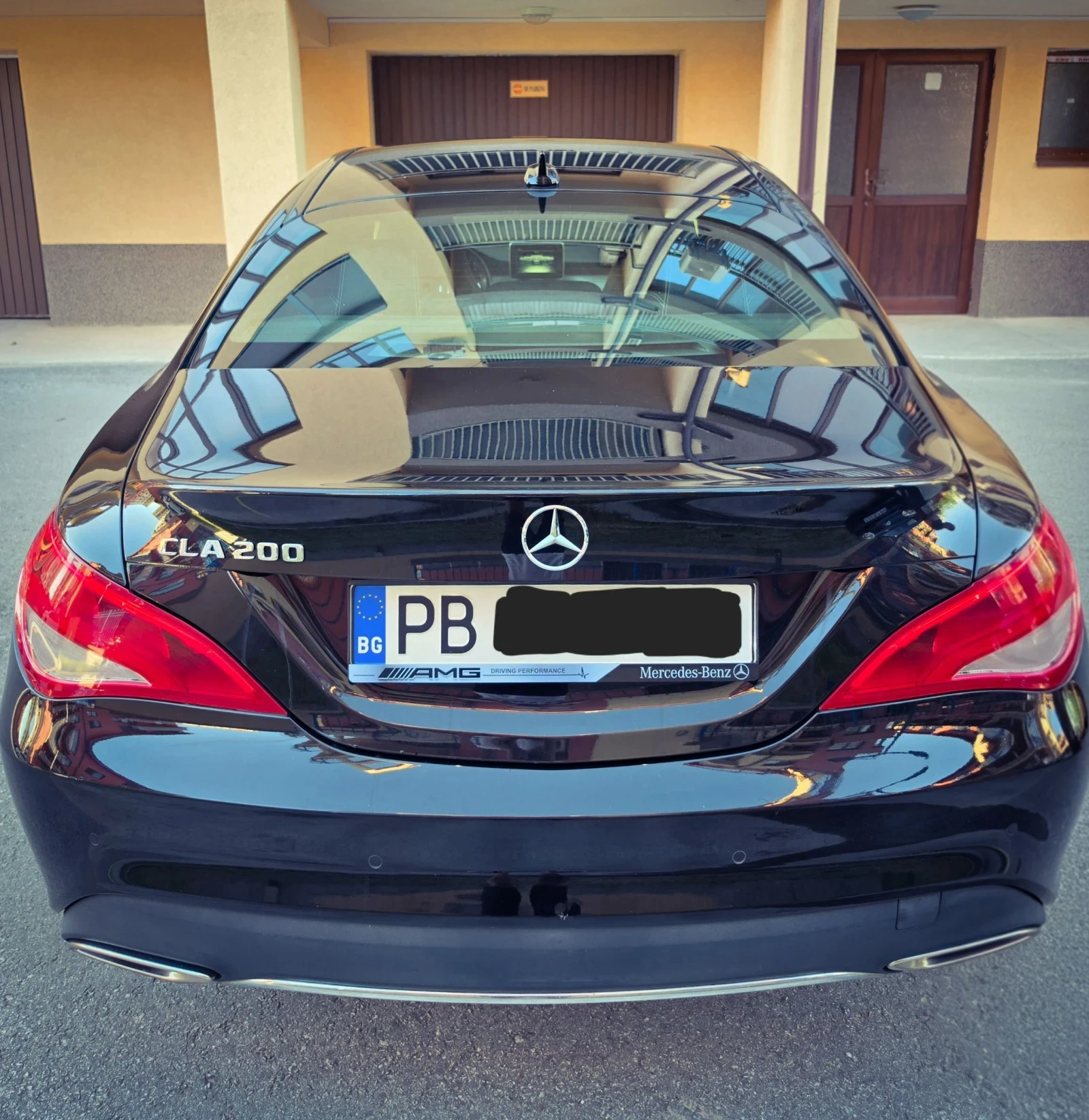 Mercedes-Benz CLA 200, снимка 2 - Автомобили и джипове - 54722762