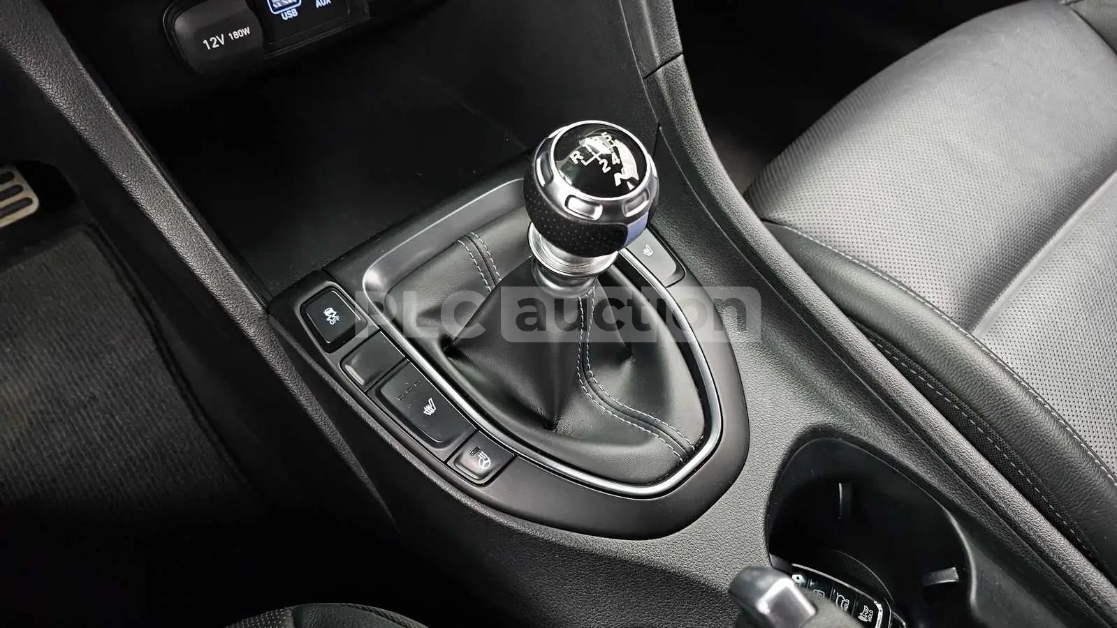 Hyundai Veloster  N TYPE 2.0| РЪЧНА| ПОДГРЕВ| КАМЕРА| ВКЛ.ТЕХНОТЕСT, снимка 10 - Автомобили и джипове - 54737078