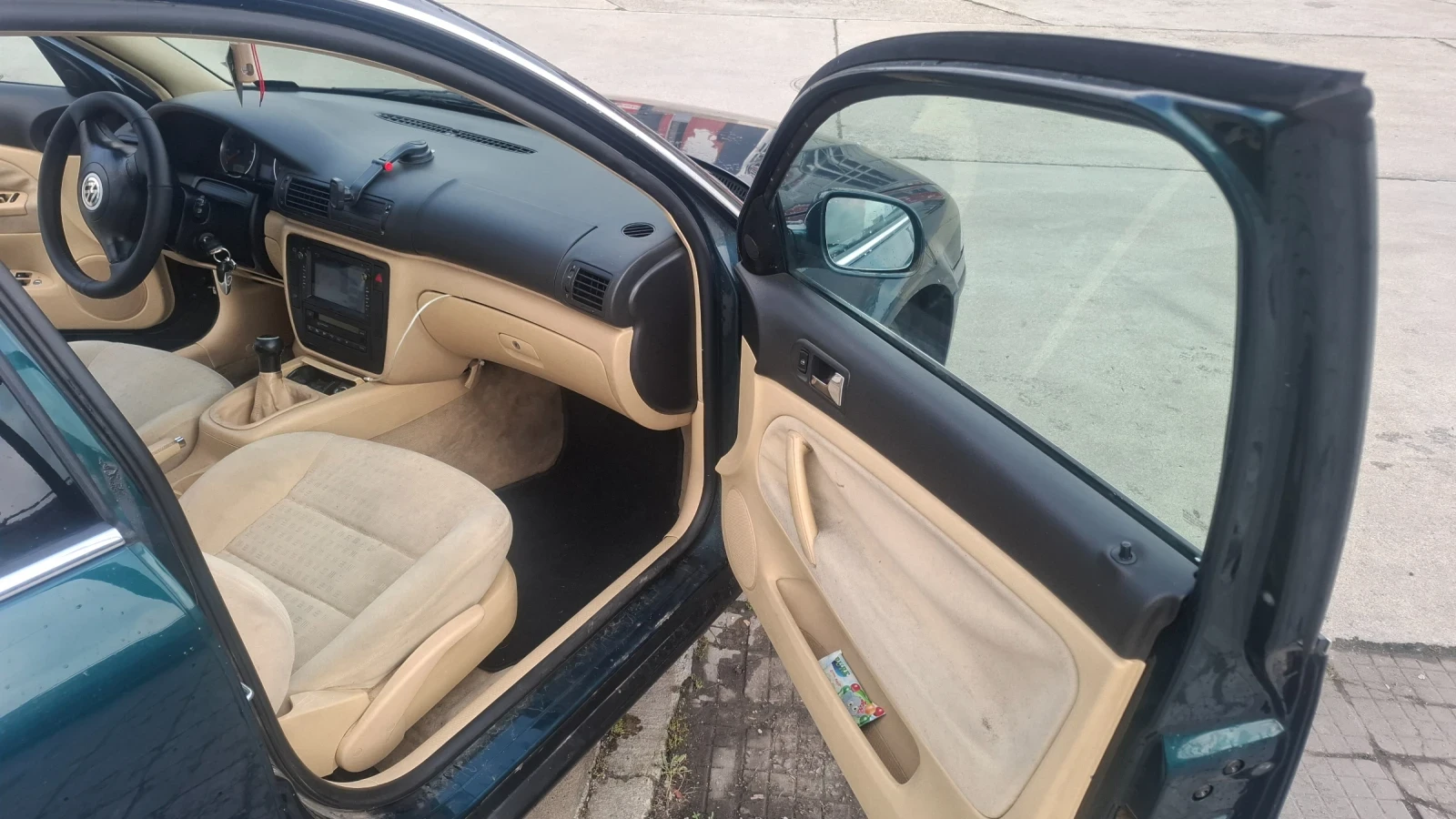 VW Passat 1.8t, снимка 9 - Автомобили и джипове - 55012824