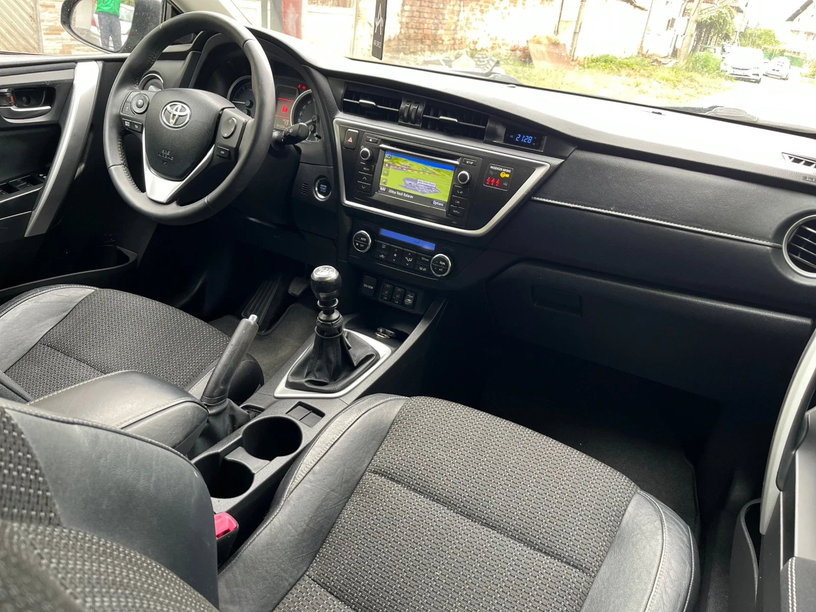 Toyota Auris 1.4 D4D | Mobile.bg � ����������� 11