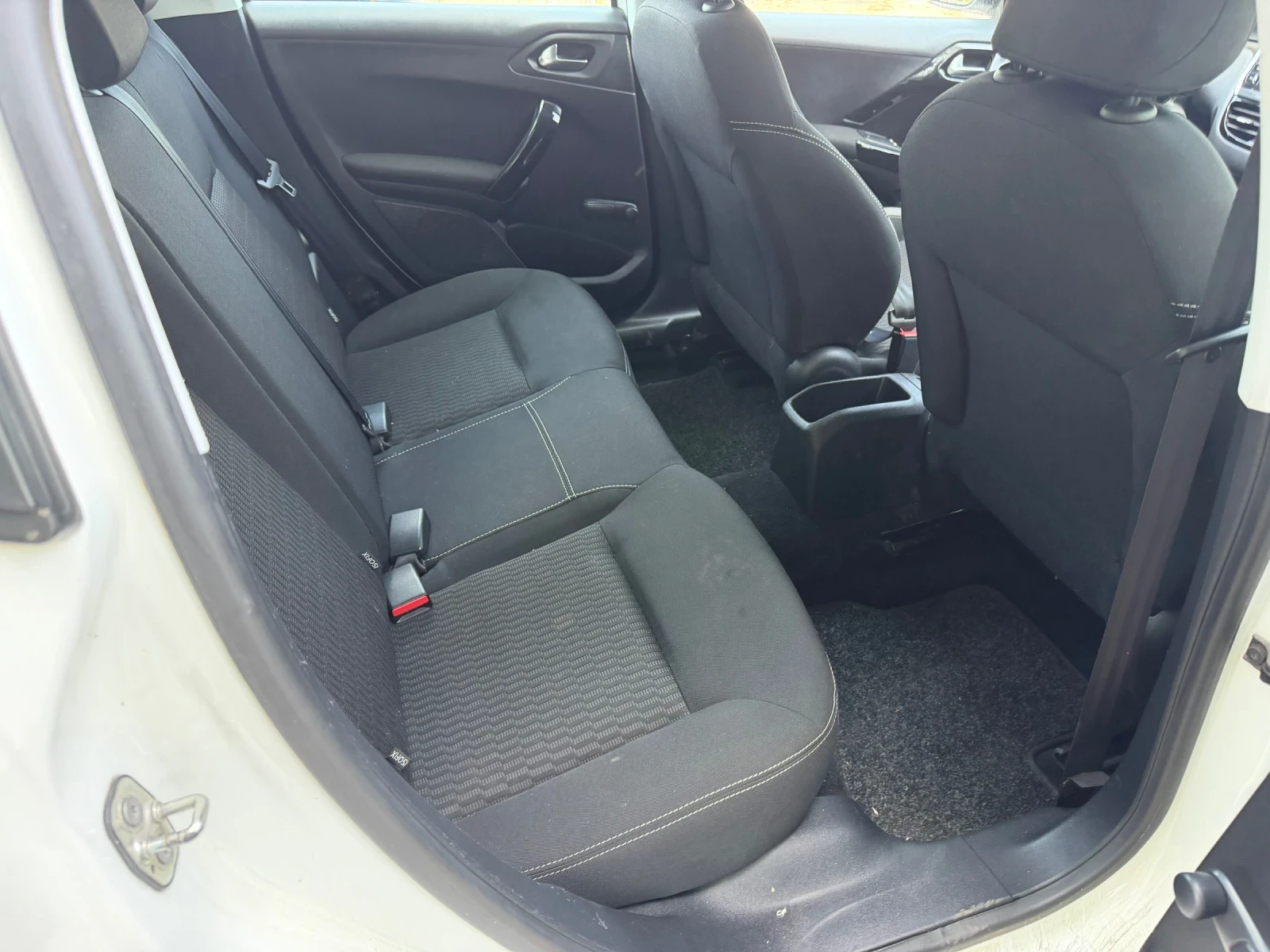 Peugeot 208 1.2, снимка 5 - Автомобили и джипове - 55127633