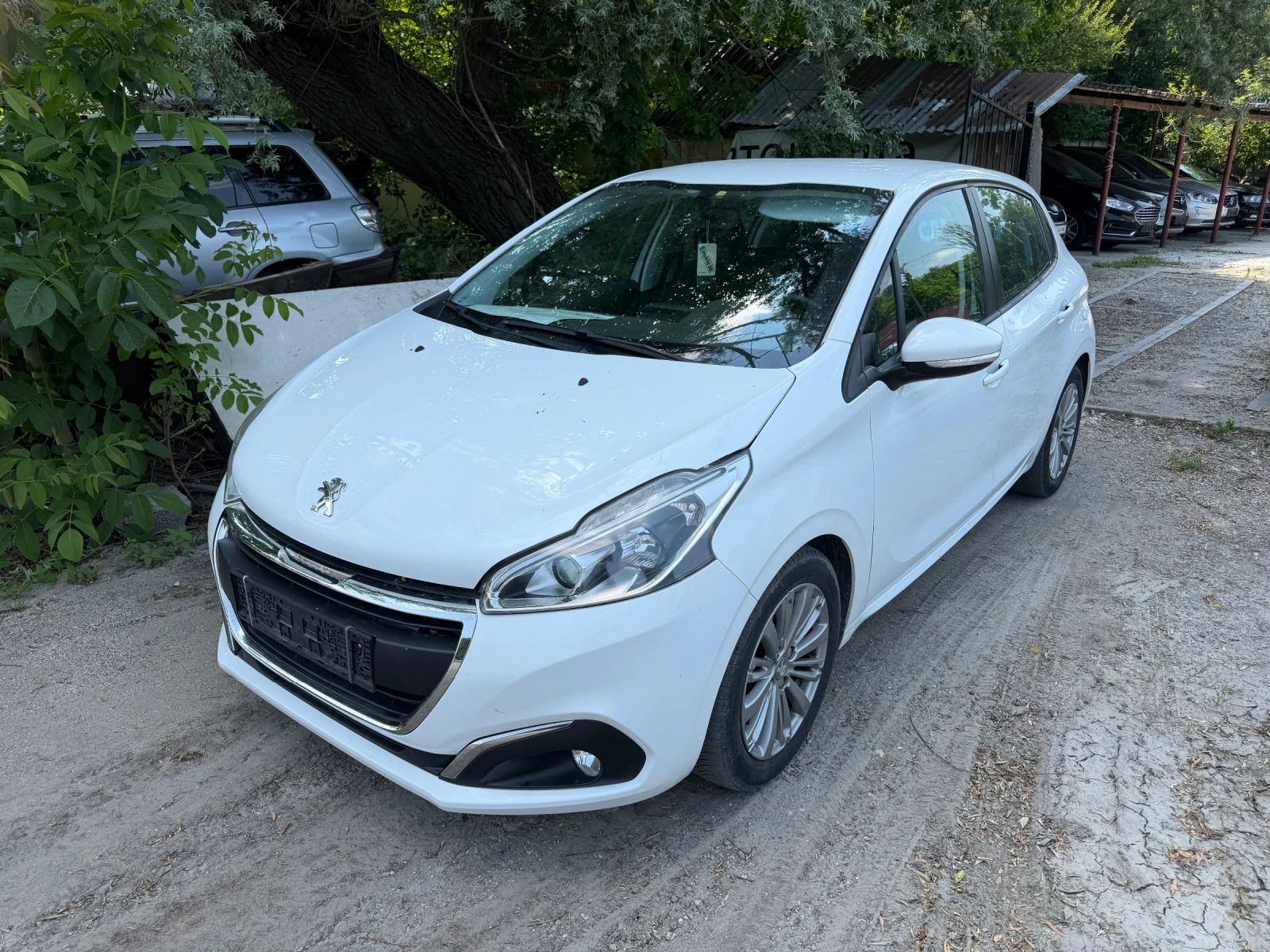 Peugeot 208 1.2