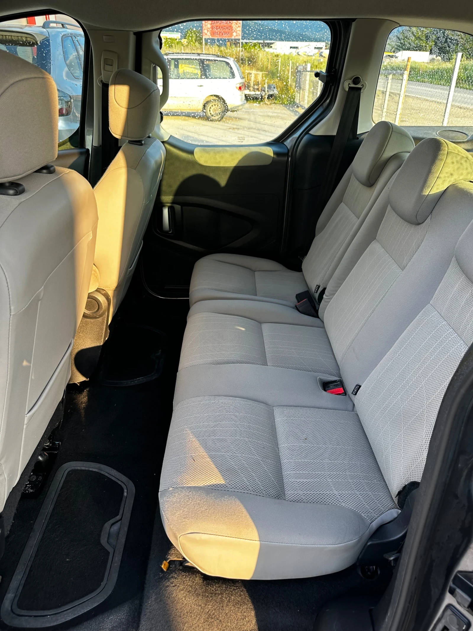 Peugeot Partner Partner teepe, снимка 7 - Автомобили и джипове - 55193401
