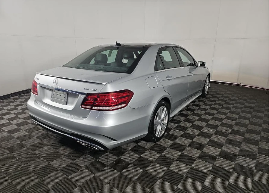 Mercedes-Benz E 250 4Matic , снимка 5 - Автомобили и джипове - 55217896