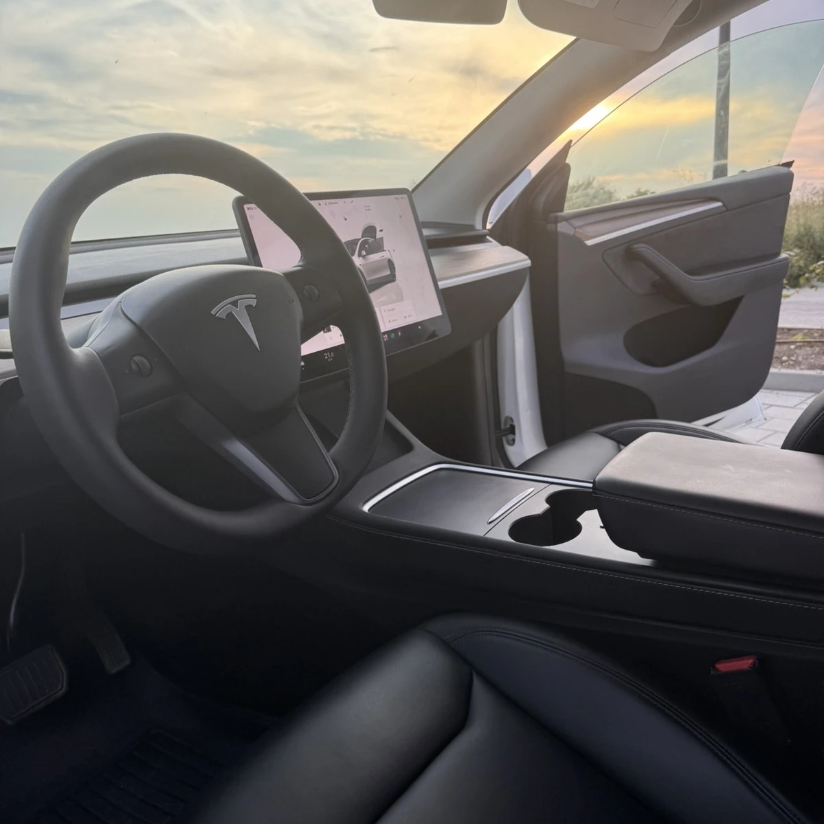 Tesla Model Y Long Range AWD   Ryzen   Tesla Vision | Mobile.bg � ����������� 12