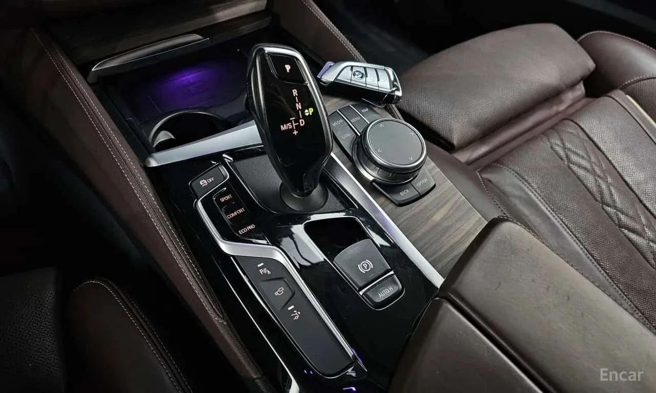 BMW 640 * 640i xDrive Luxury * ЦЕНА ДО БГ, снимка 9 - Автомобили и джипове - 55573323