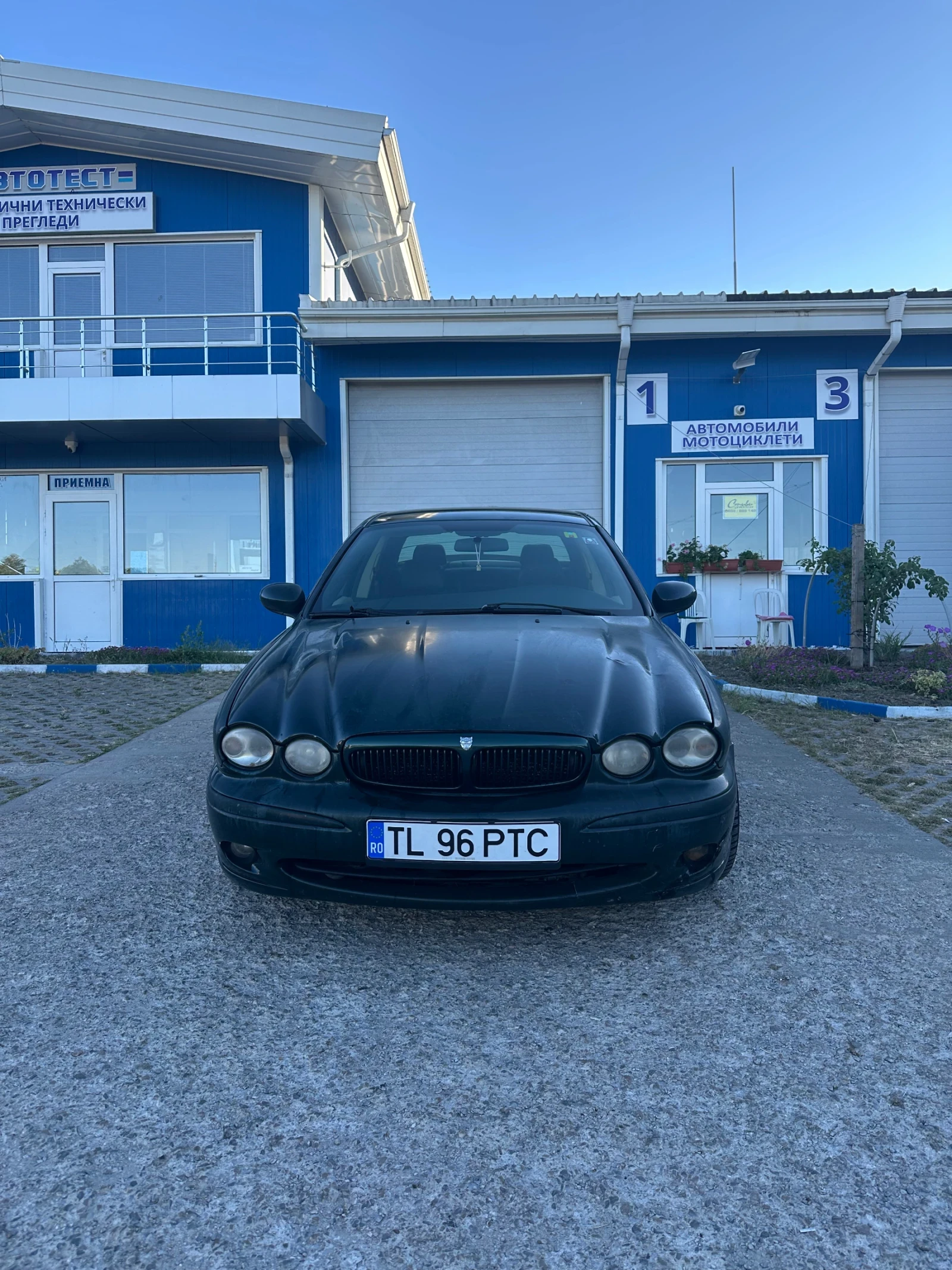 Jaguar X-type