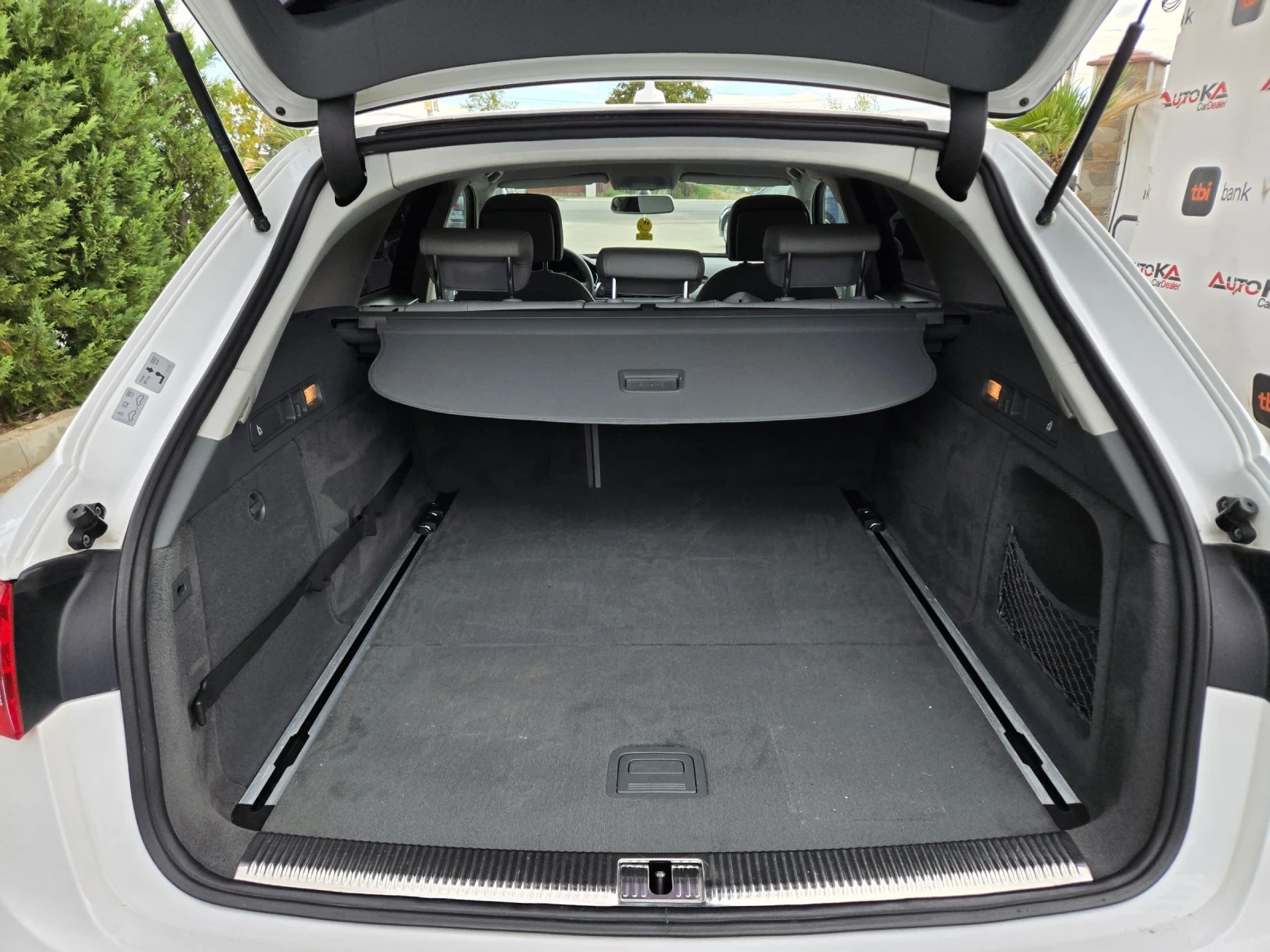 Audi A6 2.0TDI-177кс= АВТОМАТ= НАВИ= АВТОПИЛОТ= КЛИМАТРОНИ, снимка 10 - Автомобили и джипове - 56201002