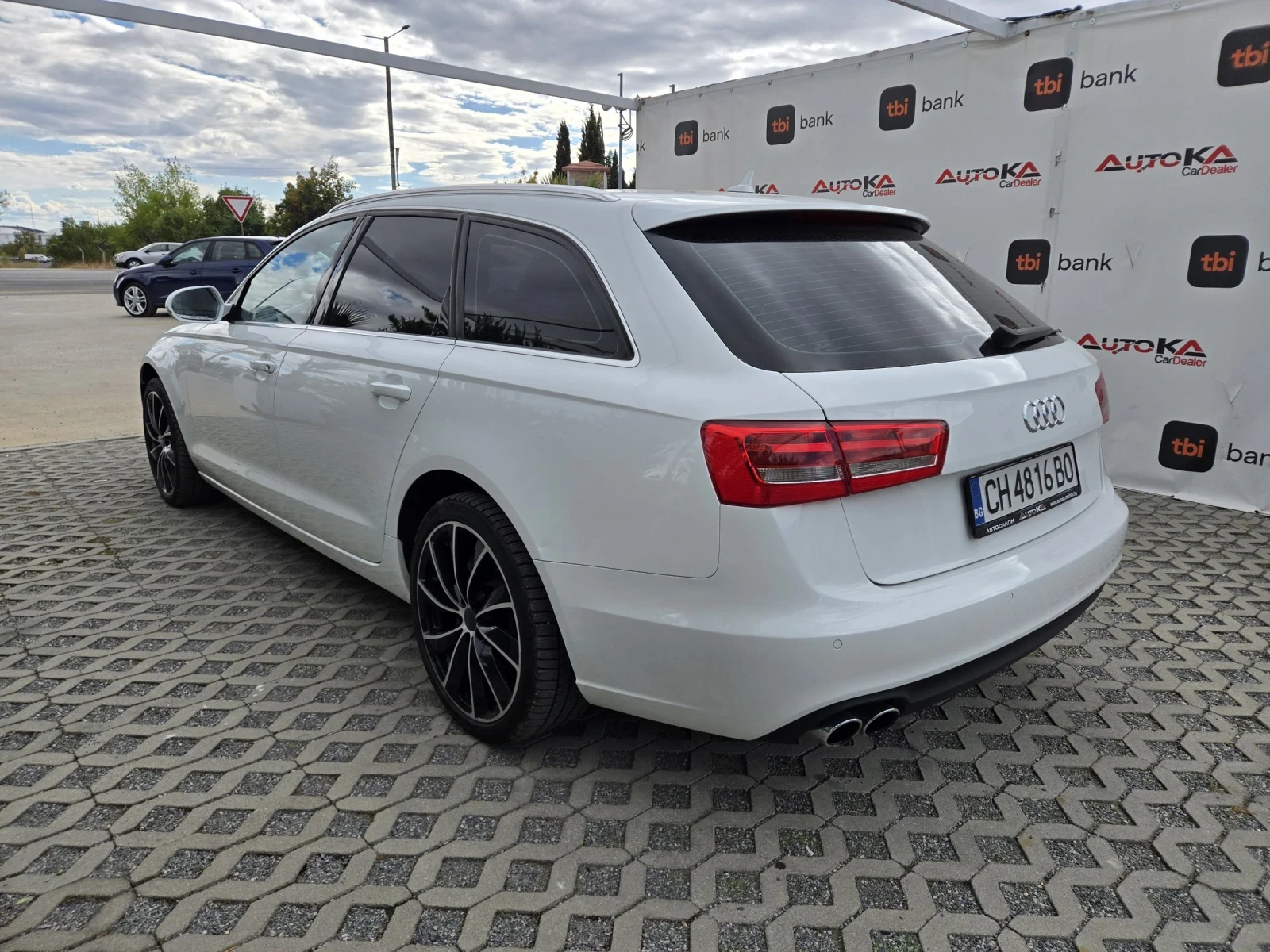 Audi A6 2.0TDI-177кс= АВТОМАТ= НАВИ= АВТОПИЛОТ= КЛИМАТРОНИ, снимка 5 - Автомобили и джипове - 56201002