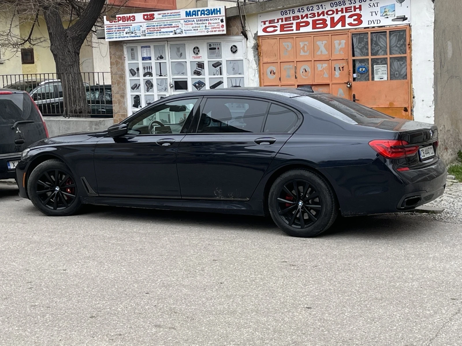 BMW 740, снимка 3 - Автомобили и джипове - 56333550