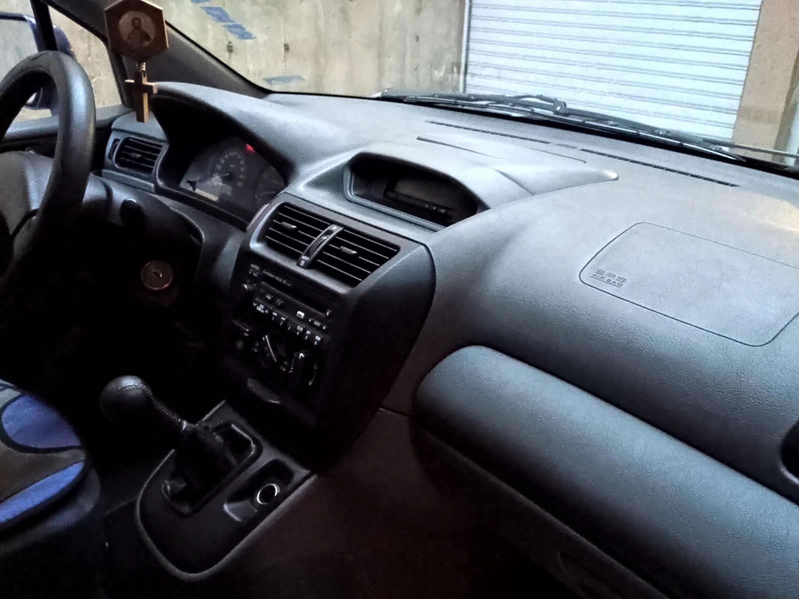 Mitsubishi Space runner, снимка 6 - Автомобили и джипове - 56530419