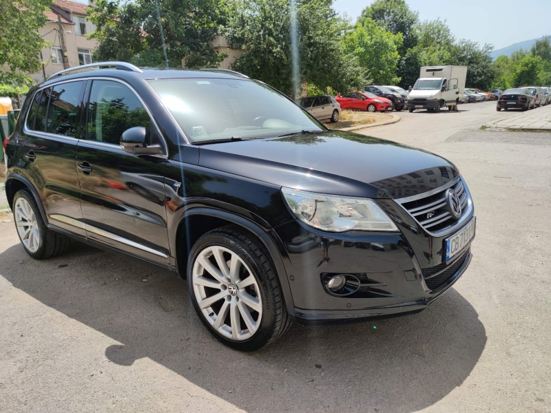 VW Tiguan R-Line, снимка 2 - Автомобили и джипове - 46360965