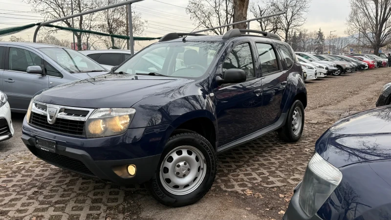 Dacia Duster 1.6 4x4 КЛИМА ЛУКСОЗНОТО ИЗПЪЛНЕНИЕ - LAUREATE, снимка 2 - Автомобили и джипове - 48418186