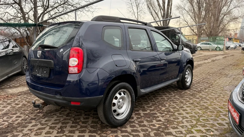 Dacia Duster 1.6 4x4 КЛИМА ЛУКСОЗНОТО ИЗПЪЛНЕНИЕ - LAUREATE, снимка 4 - Автомобили и джипове - 48418186