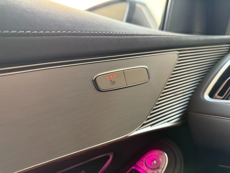 Mercedes-Benz EQC 6 МЕСЕЦА ГАРАНЦИЯ/AMG Pack 4 Matic/Всички Екстри, снимка 16 - Автомобили и джипове - 52844741