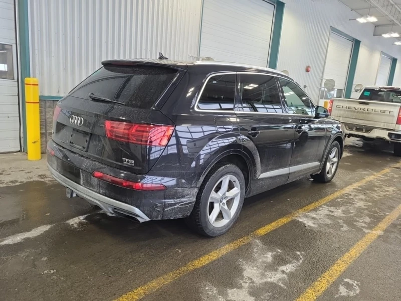 Audi Q7 * PREMIUM * CARFAX * ЦЕНА ДО БГ, снимка 3 - Автомобили и джипове - 53272917