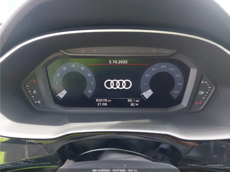 Audi Q3 S-Line* Quattro* VIRTUAL* ПОДГРЕВ* PANO, снимка 9 - Автомобили и джипове - 53275933