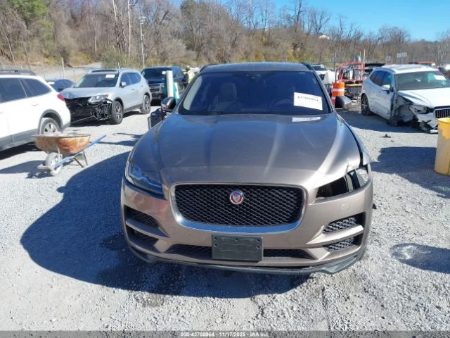 Jaguar F-PACE 35T PRESTIGE* Фиксирана цена* Клип на мотор* , снимка 11 - Автомобили и джипове - 52945338