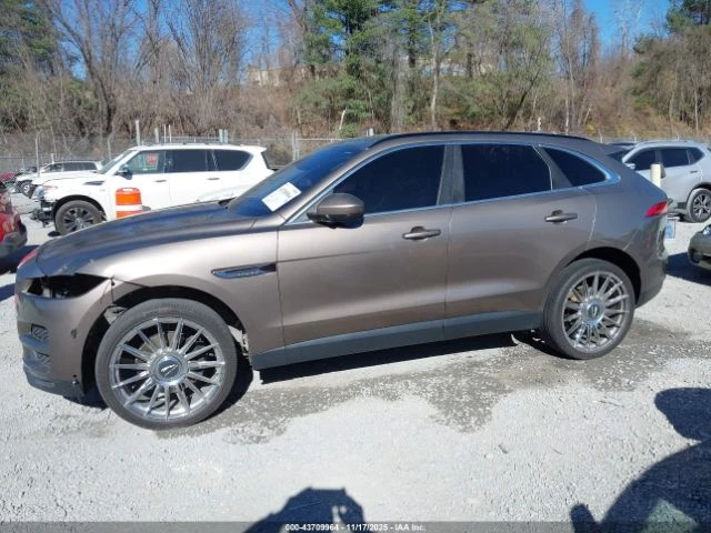 Jaguar F-PACE 35T PRESTIGE* Фиксирана цена* Клип на мотор* , снимка 13 - Автомобили и джипове - 52945338